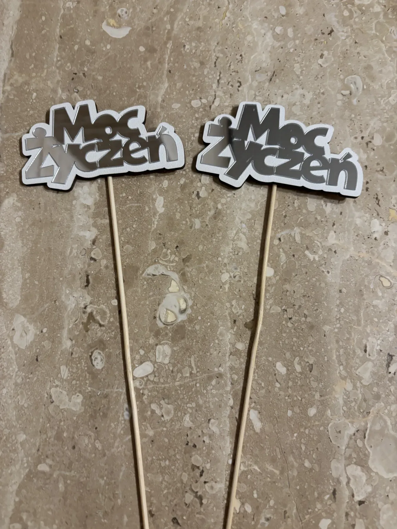 Topper plexi MOC ŻYCZEŃ srebrny – zdjęcie 2